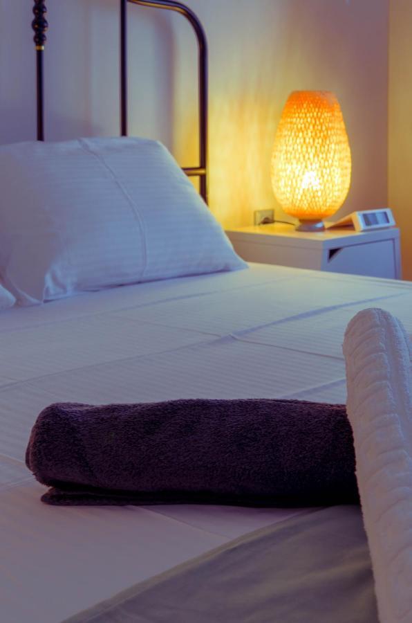 Adorable 2 Bedroom Apartment Close To Ancient Athens City Center ภายนอก รูปภาพ